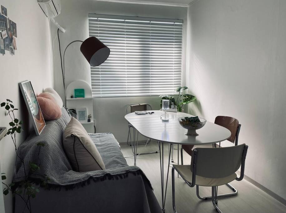 Apartment Wangsimni *